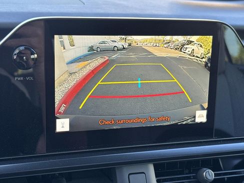 New 2026 Lexus UX 300h FWD image 24