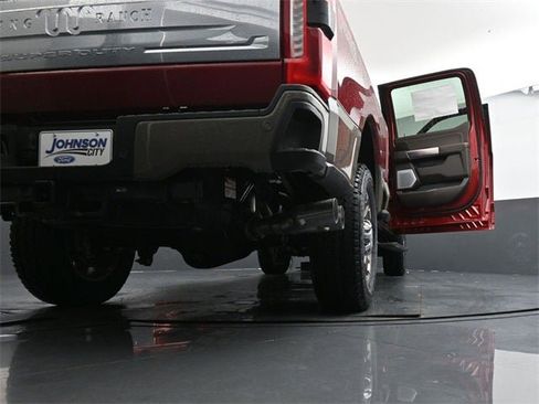 New 2026 Ford F350 King Ranch w/ FX4 Off-Road Package image 36