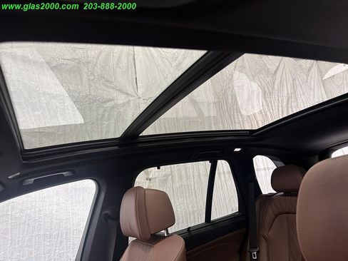 Used 2019 BMW X5 xDrive40i w/ M Sport Package image 12