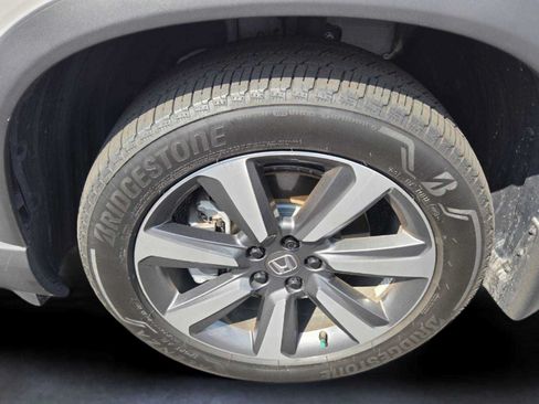Used 2023 Honda Pilot Elite image 10