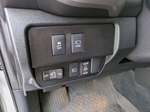 Used 2023 Toyota Tacoma Limited image 18