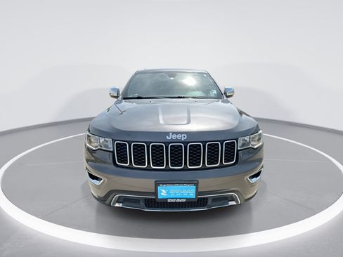 Used 2019 Jeep Grand Cherokee Limited AWD/4WD image 3