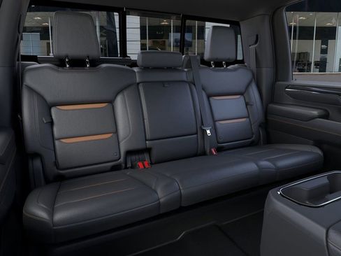 New 2026 GMC Sierra 2500 AT4 w/ AT4 Premium Plus Package AWD/4WD image 17