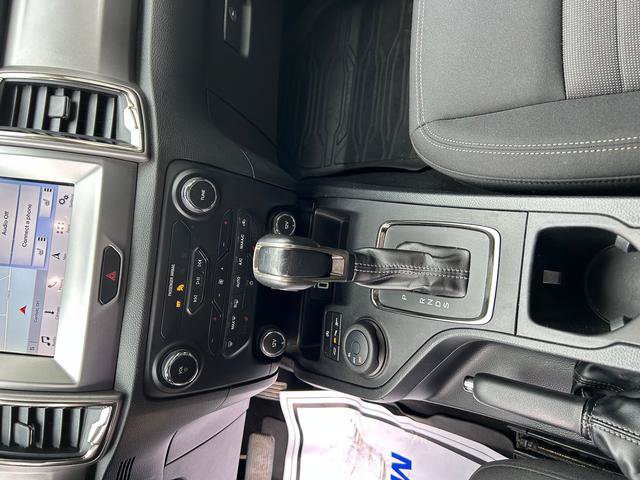 Used 2019 Ford Ranger XLT w/ Equipment Group 302A Luxury AWD/4WD image 14