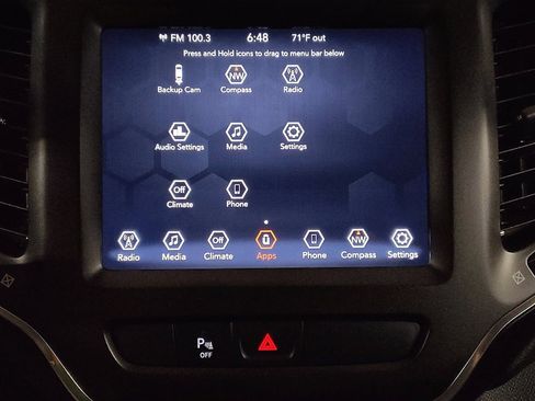 Used 2019 Jeep Cherokee Trailhawk image 25