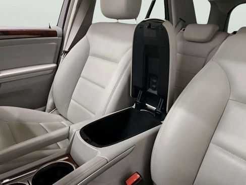 Used 2011 Mercedes-Benz ML 350 BlueTEC 4MATIC image 54