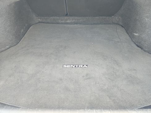 Used 2020 Nissan Sentra SR w/ Premium Package FWD image 34