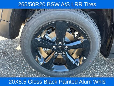 New 2025 Jeep Grand Cherokee Altitude image 23