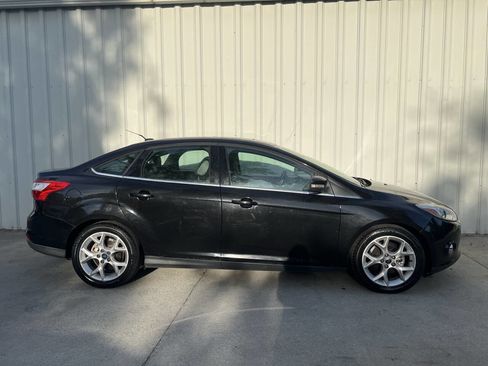 Used 2012 Ford Focus SEL image 2