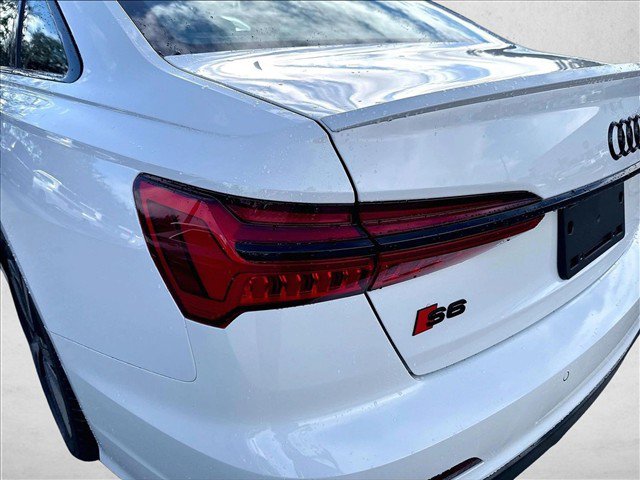 Used 2022 Audi S6 Prestige AWD/4WD image 30