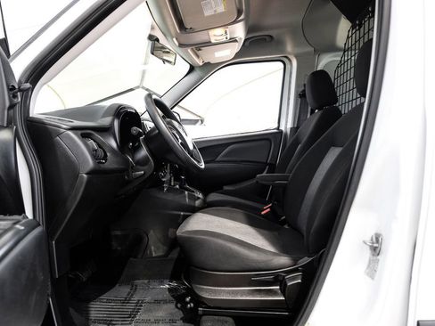 Used 2022 RAM ProMaster City Tradesman w/ Window Group 04 image 3