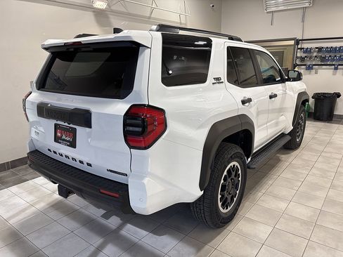 New 2026 Toyota 4Runner 4WD image 4