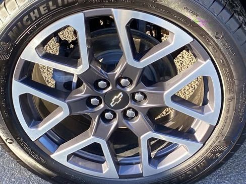 Used 2023 Chevrolet Blazer RS w/ Enhanced Convenience Package image 27