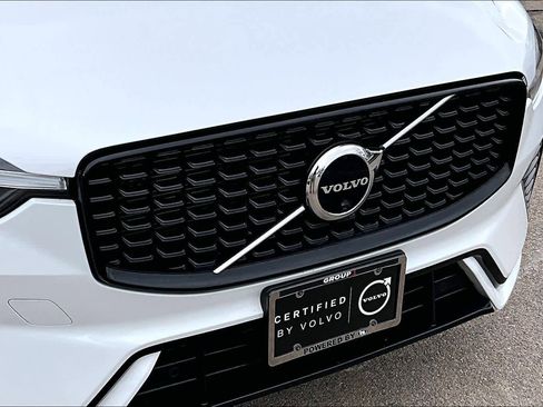 Certified 2023 Volvo XC60 B5 Plus w/ Climate Package image 30