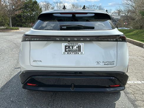New 2025 Nissan Ariya Platinum image 5