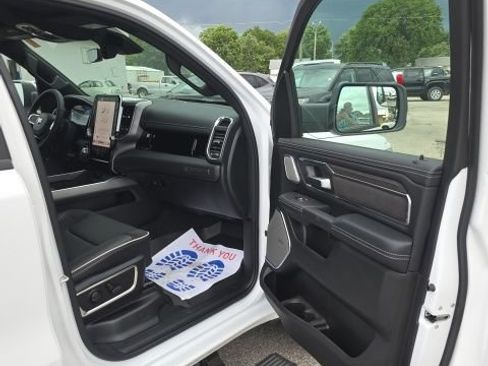 New 2026 RAM 1500 Laramie AWD/4WD image 31