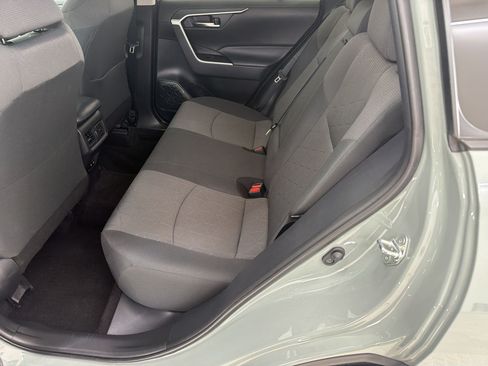 Used 2019 Toyota RAV4 XLE w/ Convenience Package AWD/4WD image 22