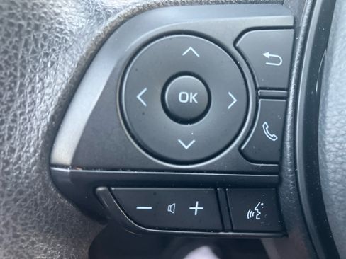 Certified 2025 Toyota RAV4 LE FWD image 18
