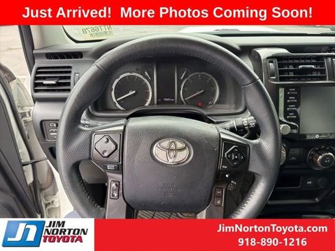 Used 2021 Toyota 4Runner TRD Off-Road Premium image 13