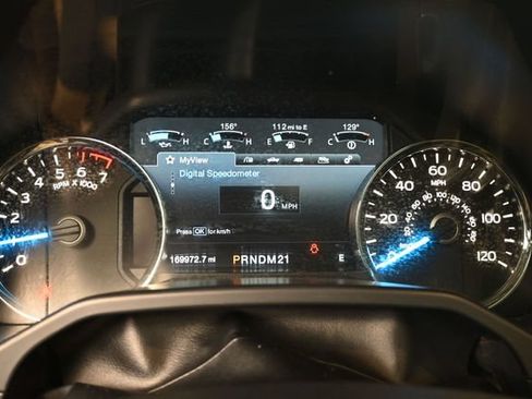 Used 2015 Ford F150 Lariat w/ Equipment Group 502A Luxury AWD/4WD image 30