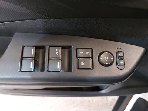 Used 2016 Honda CR-V LX image 26