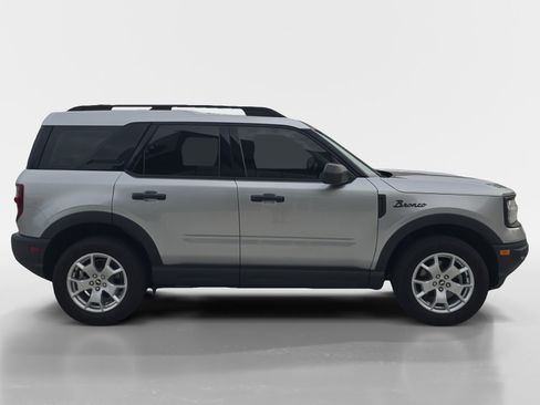 Used 2022 Ford Bronco Sport AWD/4WD image 2