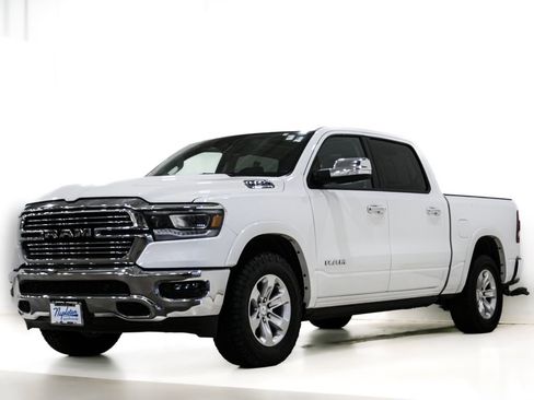 Used 2022 RAM 1500 Laramie AWD/4WD image 3