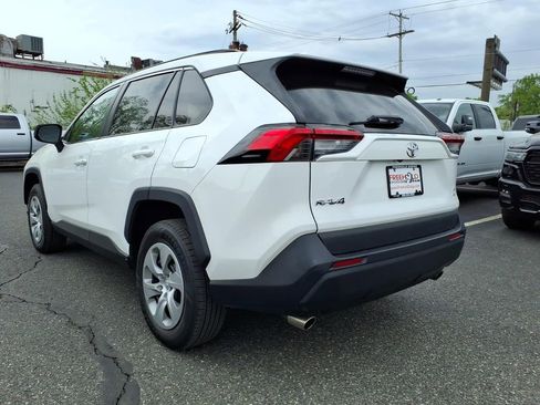 Used 2019 Toyota RAV4 LE AWD/4WD image 21