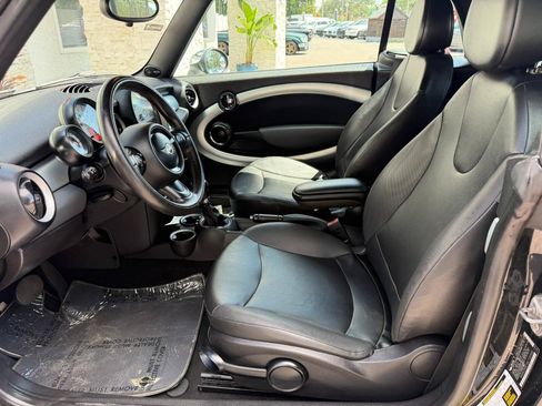 Used 2012 MINI Cooper Convertible FWD image 22