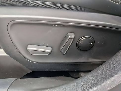 Used 2024 Ford Escape Platinum AWD/4WD image 13