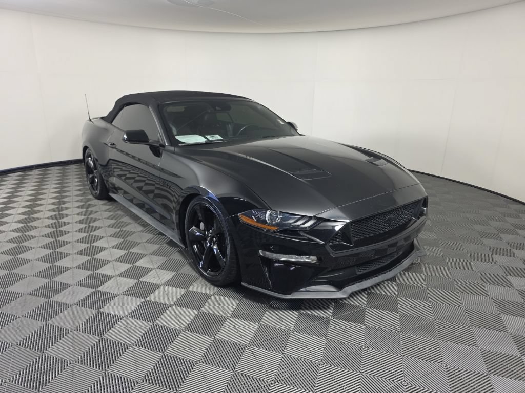 Used 2021 Ford Mustang GT Premium w/ Black Accent Package RWD image 7