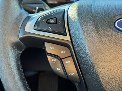 Used 2018 Ford Fusion SE w/ Equipment Group 201A image 26