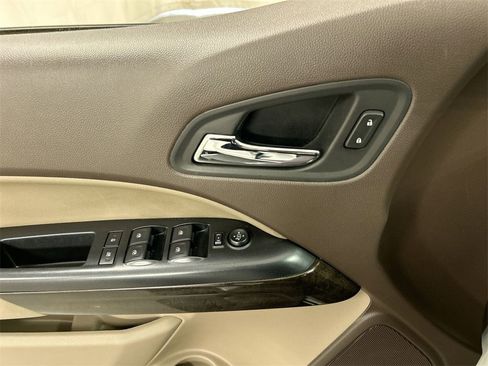 Used 2017 GMC Canyon SLT w/ Driver Alert Package image 11