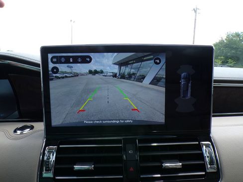 Used 2024 Lincoln Navigator L Reserve image 22