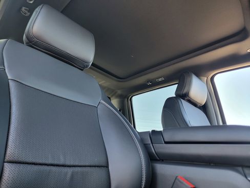 New 2025 Ford F150 Lariat w/ Equipment Group 501A Mid image 16