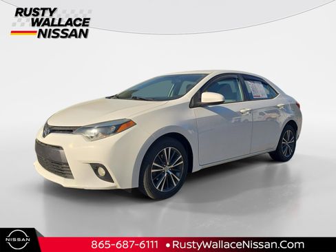 Used 2016 Toyota Corolla LE image 1