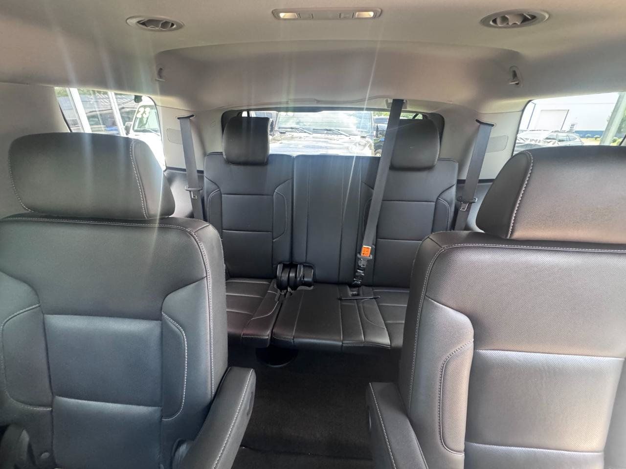 Used 2018 Chevrolet Tahoe Premier AWD/4WD image 19