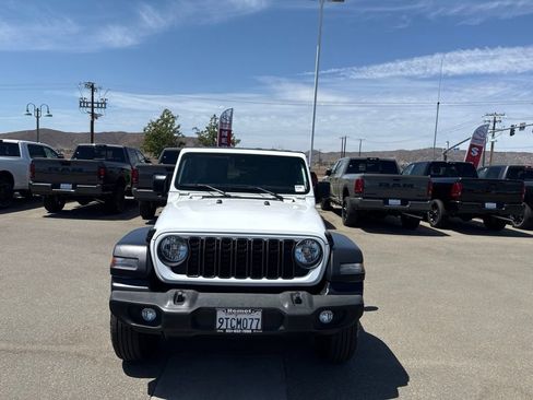 Used 2024 Jeep Wrangler Unlimited Sport AWD/4WD image 10