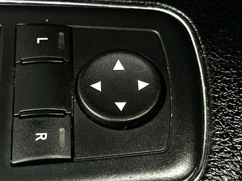 Used 2016 Dodge Charger R/T image 45