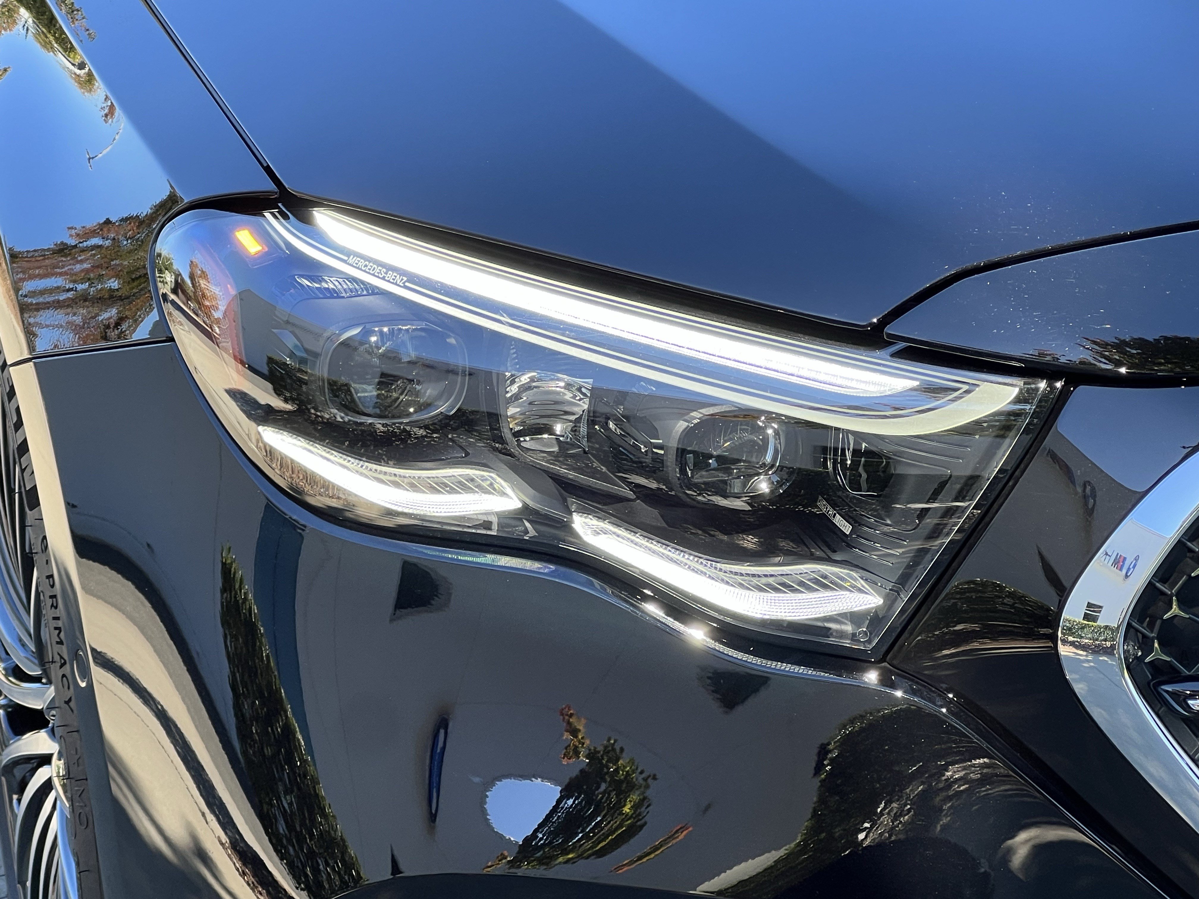 Used 2026 Mercedes-Benz E 350 4MATIC Sedan image 11