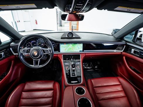 Used 2020 Porsche Panamera 4 image 60