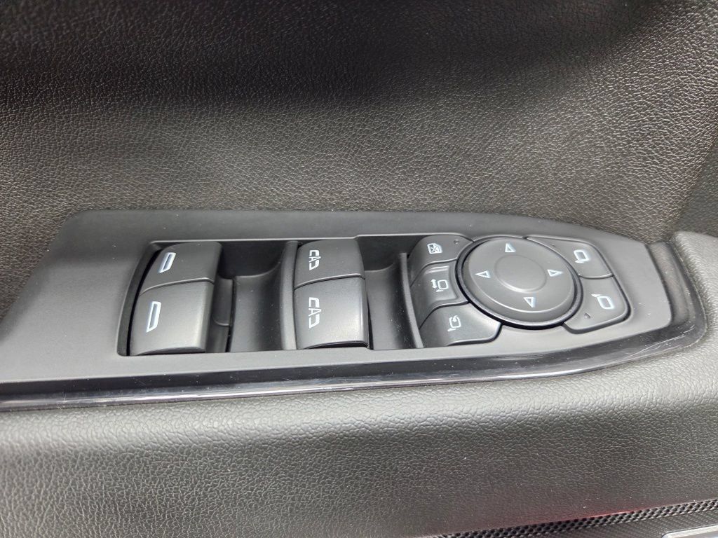Used 2024 GMC Sierra 2500 AT4 w/ Technology Package AWD/4WD image 25