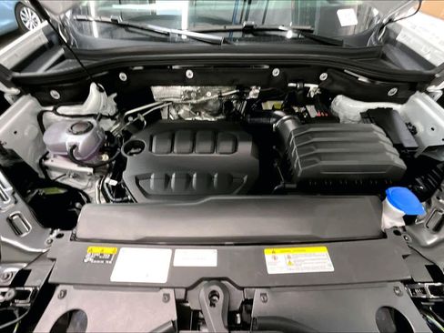 New 2026 Volkswagen Atlas Peak Edition image 14