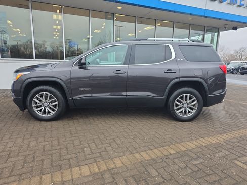 Used 2019 GMC Acadia SLE image 2