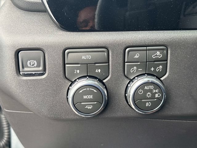 New 2026 GMC Sierra 1500 Elevation w/ Elevation Premium Package AWD/4WD image 25