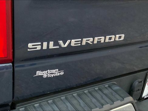 Used 2021 Chevrolet Silverado 1500 LTZ image 60