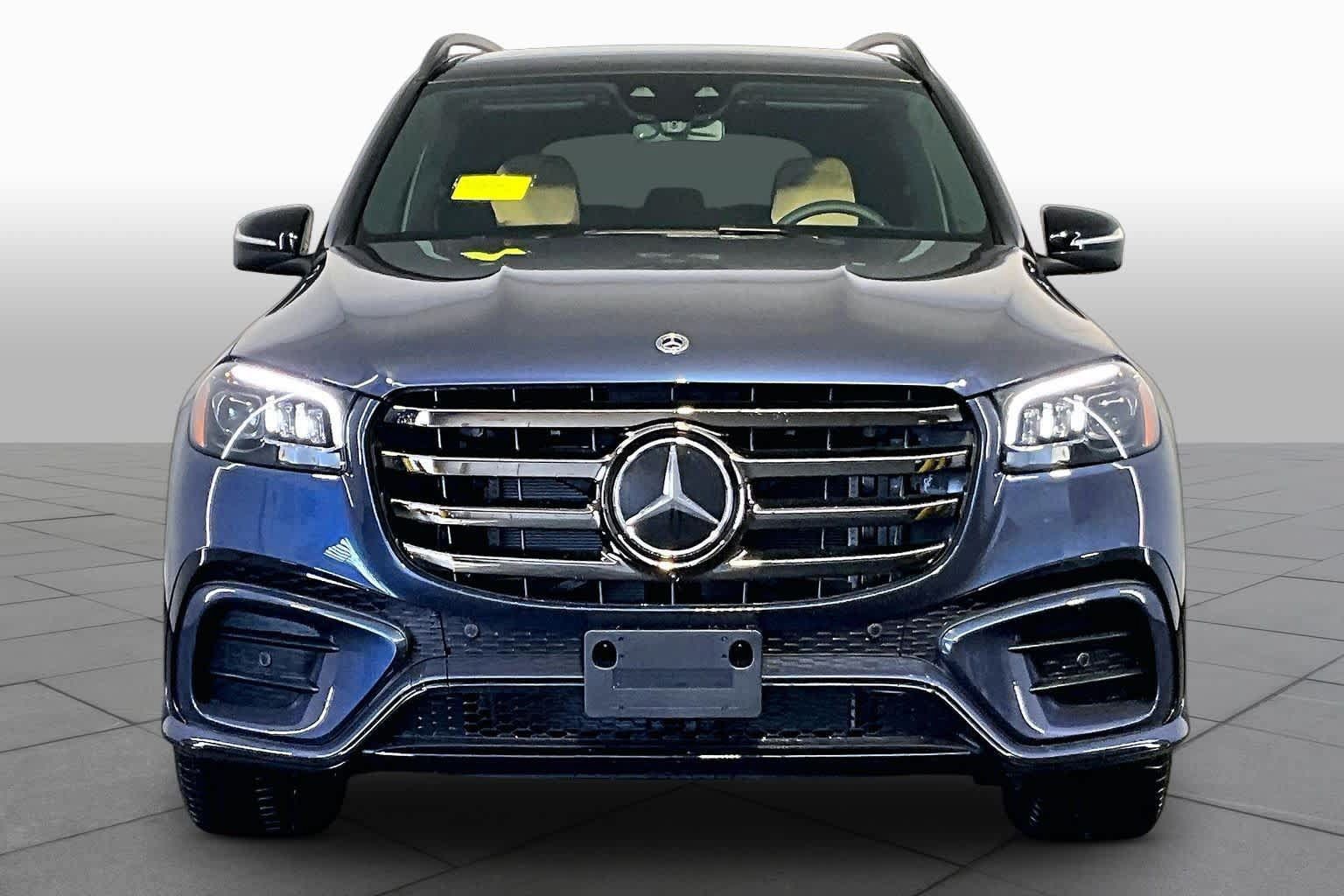 New 2026 Mercedes-Benz GLS 450 4MATIC image 2