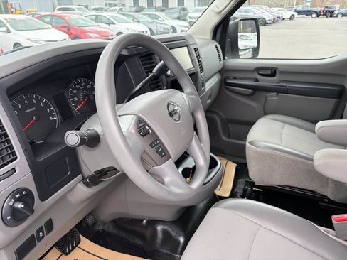 Used 2019 Nissan NV 1500 S RWD image 12