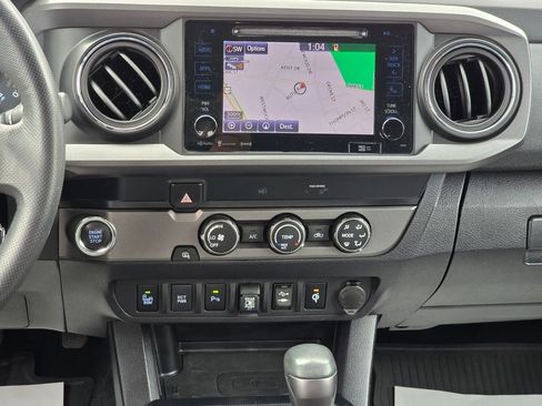 Used 2019 Toyota Tacoma TRD Sport w/ Technology Package image 16