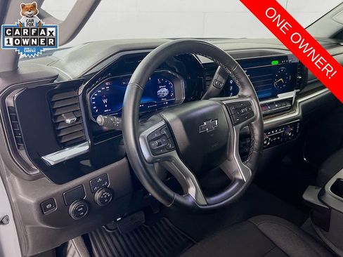 Used 2025 Chevrolet Silverado 1500 RST RWD image 9